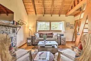 Walk to Grand Lake: Historic Dtwn Cabin! - Intérieur