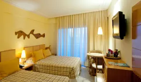 Pontalmar Praia Hotel - Room