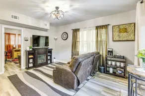 2 Mi to Dtwn Monroe Near Wingate: Cozy Apt W/patio - Intérieur