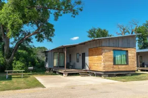 Camp Fimfo Waco - Rom