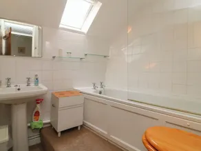 Damson Cottage - Badezimmer
