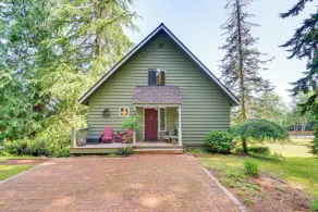 Langley Forest Cabin w/ Grill < 2 Mi to Downtown! - Innenbereich