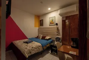 GDL Home with Roof Ideal for Groups & Families - Chambre