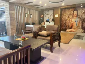 Hotel R C Regency - Hall