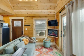 Handcrafted Tiny Home, Near Dtwn Boone - Interior