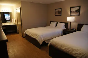 The Trail Inn - Eden Valley, MN - 315 Meeker Ave E - Værelse