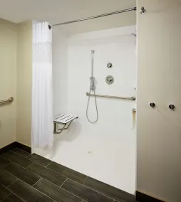 Hampton Inn by Hilton Timmins - Chambre