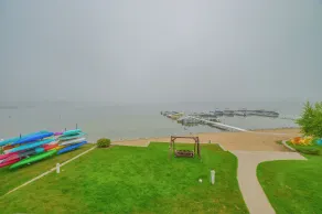 Lakefront Studio, 3 Mi to Petoskey State Park! - Interior