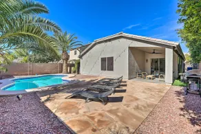 Avondale Home w/ Pool, 5 Mi to State Farm Stadium! - Pool