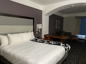 Quality Inn and Suites - Chambre