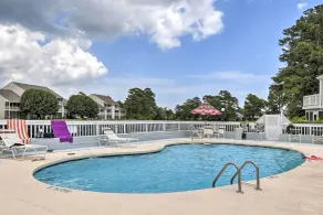 Baytree Golf Colony Studio ~ 5 Mi to Beach! - Interiør