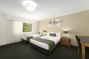 Mt Ommaney Hotel Apartments - Habitación