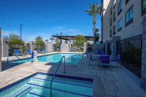 Holiday Inn Express & Suites - Gilbert - Mesa Gateway Airport - Pool