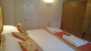 Mayville House Flat - Room
