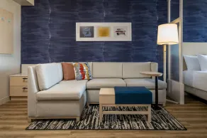 Hyatt Place Fort Lauderdale Cruise Port & Convention Center - Newly Renovated - Rum