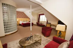La Mon Hotel & Country Club - Room