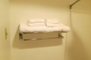 Bay City Inn - Badezimmer