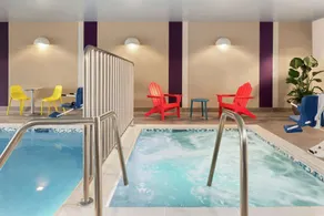 Home2 Suites by Hilton Bismarck - Pool