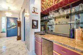 Lake Havasu Home w/ Rooftop Deck ~ 1 Mi to Beach! - Intérieur