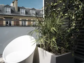Hotel Ekta Champs Elysées - Ausblick vom Zimmer