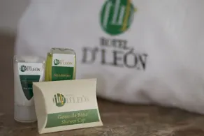 Hotel D' Leon - Bathroom