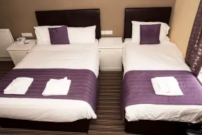 Palm Court Hotel - Chambre