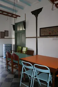 Hostel Vasantashram CST Mumbai, Free Wifi with 1940s Retro vibe - Restaurant