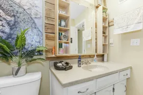 Becky & Marvels 420 Stay (Private Room) - Badezimmer