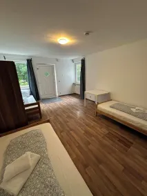 2-Rent Group Hostel Apartments HAN53 - Rum