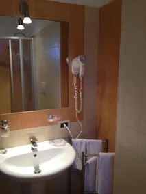 Villa Greta Hotel Rooms & Suites - Salle de bain