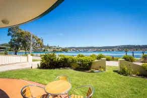 Cetacea Luxury Apartments - Ausblick vom Zimmer