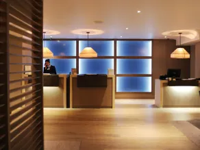 Macdonald Windsor - Reception