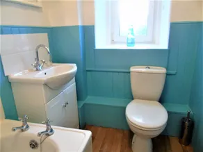 Snug - Tùr Sealladh Apartment - Bad