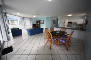 The Avenues Unit 2 at South West Rocks - Opções para refeição no quarto