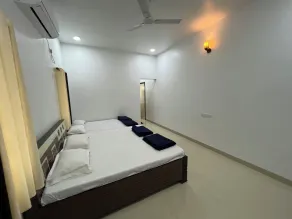iIRA Stays: Ocean Bliss (Sea View) - Room