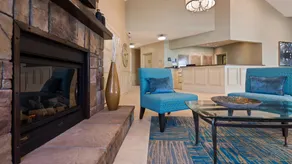 Best Western Plus Durham Hotel & Conference Centre - Réception