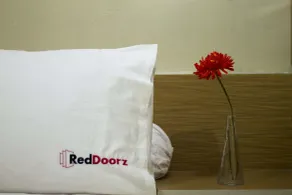 RedDoorz Plus @ Jalan Pemuda Jakarta - Room