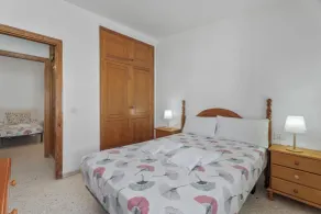 Charming Bungalow Rental in Abades, Spain - Perfect Family Retreat - Værelse