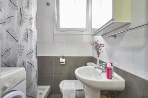 BeBarceloner Sant Andreu Apartments 1 bedroom with terrace - Salle de bain