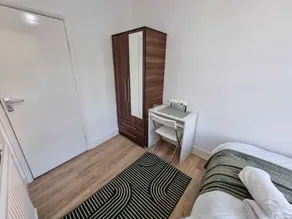 Easy Rooms - London Luton Airport - Chambre