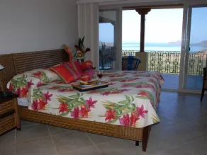 Bay Point 4 - Room