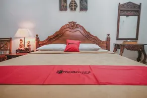 RedDoorz near Galeria Mall 2 - Zimmer