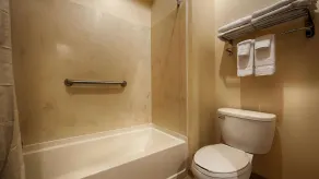 Best Western Lockhart Hotel & Suites - Salle de bain