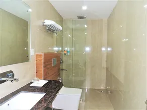 Hotel Ballerina - Bathroom