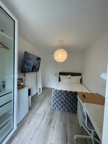 Deluxe Unterkunft in Bonn - Room