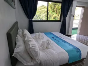 Lucky Tito Coron Dive Resort - Zimmer