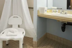 Days Inn by Wyndham Coeur d'Alene - Salle de bain