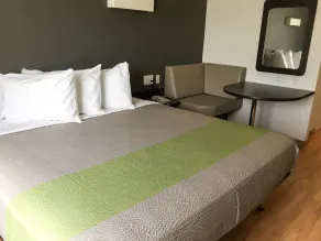 Studio 6-San Marcos, TX - Chambre