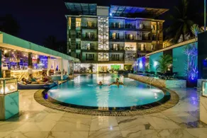 FabHotel Prime The King's Court - 700M From Calangute Beach - Pool