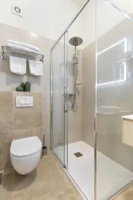 Hotel Mondo - Bathroom